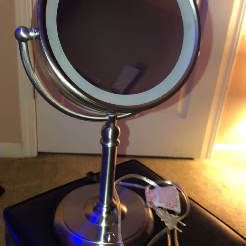 Vanity light - Picture 3 of 5
